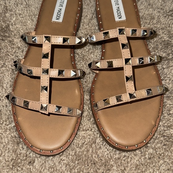 Steve Madden Averill Sandals Size 10 Color Tan Silver - Picture 7 of 10